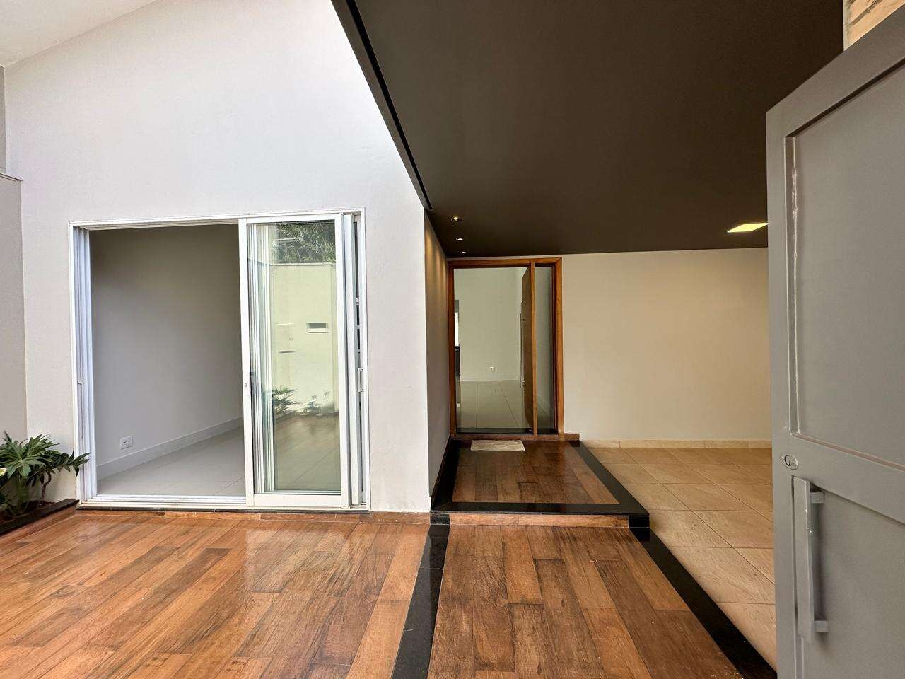 Casa para Comprar em Marília no bairro JARDIM FLORENÇA Casa para Comprar em Marília no bairro JARDIM FLORENÇA