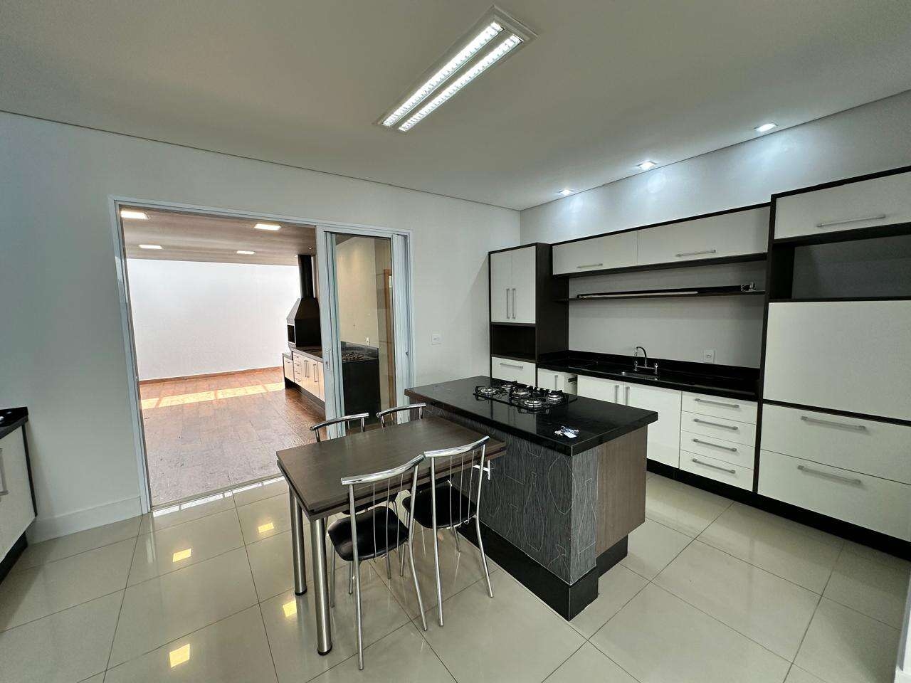 Casa para Comprar em Marília no bairro JARDIM FLORENÇA Casa para Comprar em Marília no bairro JARDIM FLORENÇA