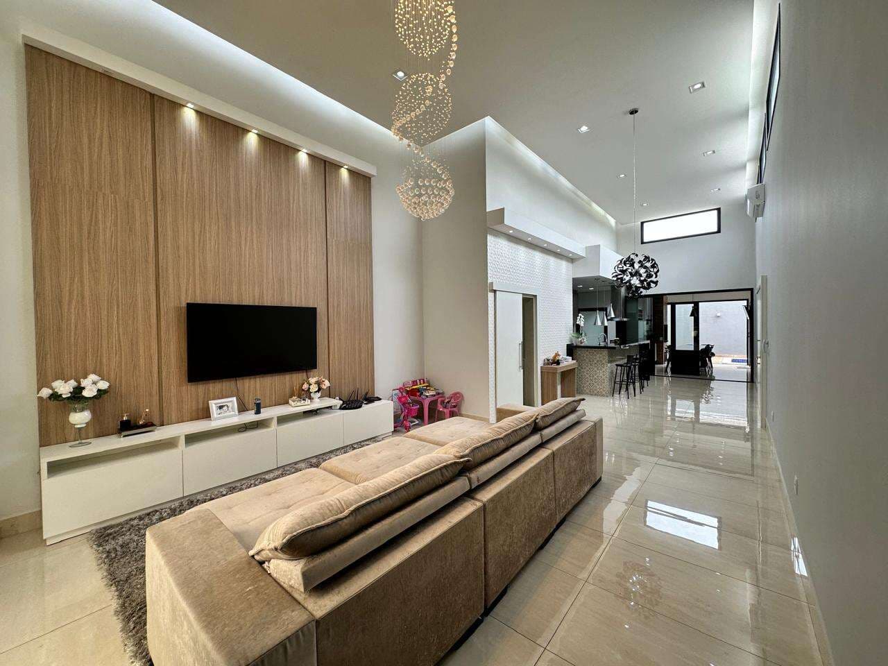 Casa para Comprar em Marília no bairro ESMERALDA RESIDENCE II