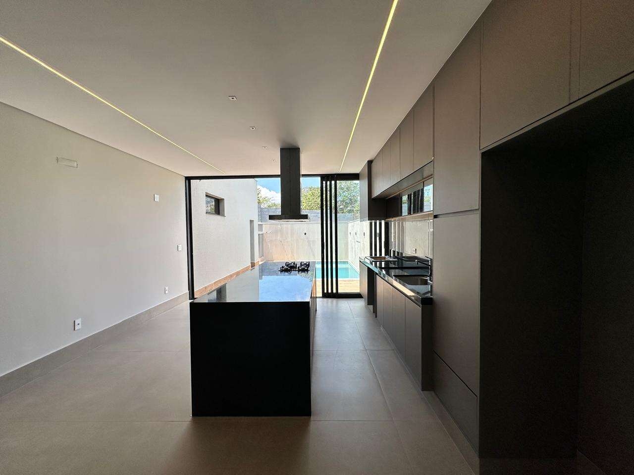 Casa para Comprar em Marília no bairro SILENZIO ESMERALDA Casa para Comprar em Marília no bairro SILENZIO ESMERALDA