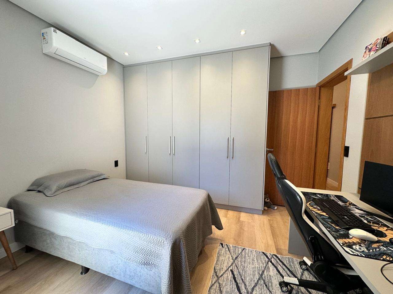 Casa para Comprar em Marília no bairro Vilage Damha Casa para Comprar em Marília no bairro Vilage Damha