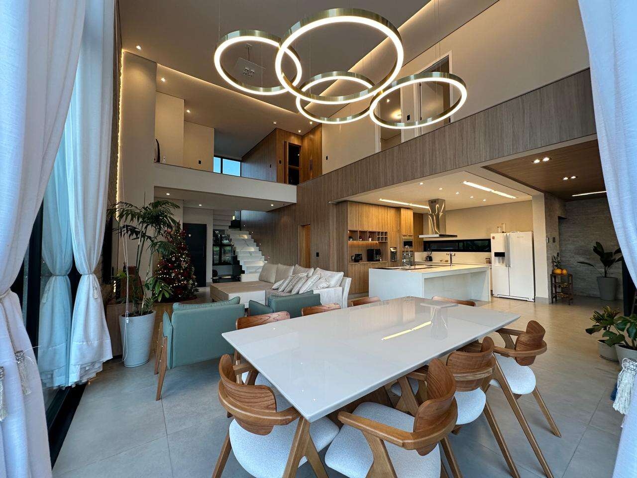 Sobrado para Comprar em Marília no bairro VILA FLORA 3 Sobrado para Comprar em Marília no bairro VILA FLORA 3