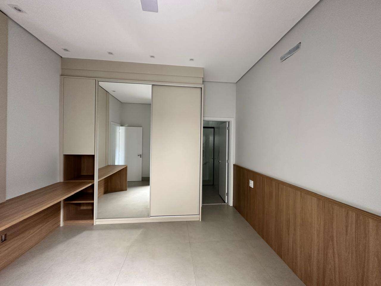 Casa Em Condomínio para Comprar em Marília no bairro JARDIM ESMERALDA Casa Em Condomínio para Comprar em Marília no bairro JARDIM ESMERALDA